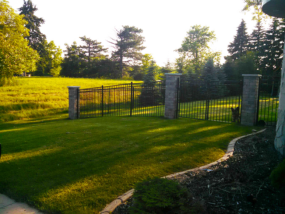 commercial fence, affordable fence, Dog Kennel fence, chain link fence installers near me, shadow box fence, automatic gate repair, white pvc fence, residential fence, black iron fence, best wood for fence, country estate fence, privacy vinyl fencing, Privacy Screening fence, country estate fences, privacy fences vinyl, chain link fence company, chain link fence repair near me, cedar fence company, aluminum fence manufacturers, affordable fencing near me,
